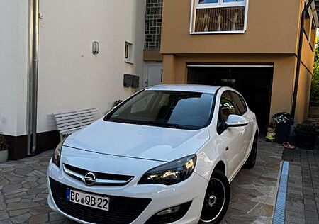 Opel Astra 1.4 ecoFLEX 74kW