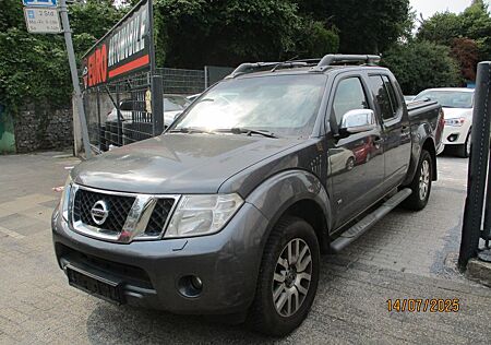 Nissan Navara Pickup Double Cab LE V6 4x4 LB