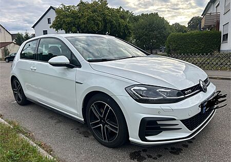 VW Golf Volkswagen 2.0 TDI GTD