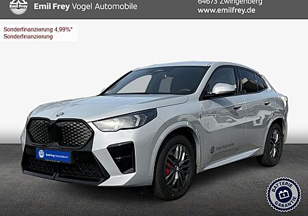 BMW iX2 xDrive30