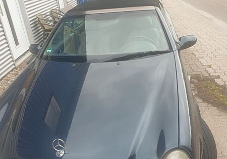 Mercedes-Benz CLK 230 KOMPRESSOR AVANTGARDE Avantgarde