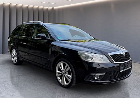 Skoda Octavia Combi RS 2.0TDI*NAVI*XENON*ALCANTARA*PDC