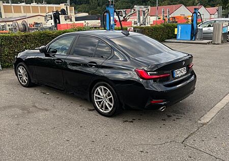 BMW 318i Advantage Automatik Advantage