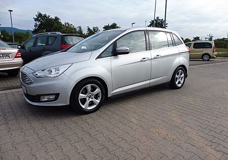 Ford Grand C-Max Titanium