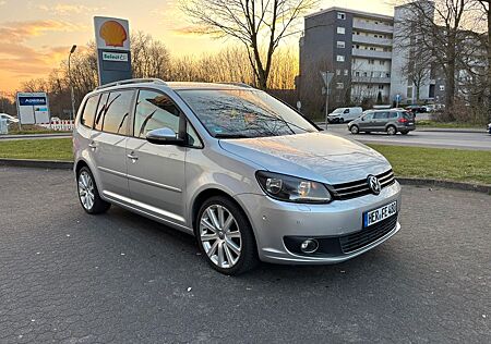 VW Touran Volkswagen 1.2 TSI CUP CUP 7sitzer