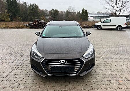 Hyundai i40 cw blue Premium*Euro 6*Xenon*