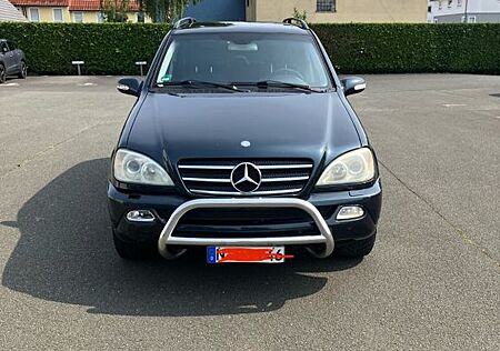 Mercedes-Benz ML 500 V 8 AHK 3,5 t Tüv 03/27