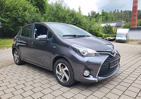 Toyota Yaris Trend neues Modell Service und TüV neu!
