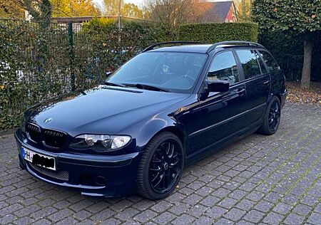 BMW 320i touring -