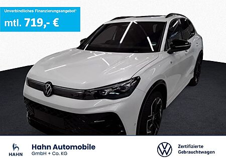 VW Tiguan Volkswagen 2.0TDI DSG R-Line 4Motion Pano Matrix ACC