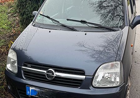 Opel Agila 1.2 -