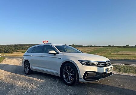 VW Passat Variant Volkswagen 1.4 TSI DSG GTE Variant GTE