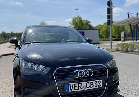 Audi A1 1.2 TFSI Attraction Attraction