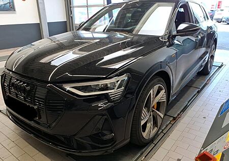 Audi e-tron 55 2x S LINE BLACK-EDITION ACC/HuD/PANO