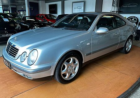 Mercedes-Benz CLK 320 Elegance KLIMA/MEMORY/TEMPOMAT/PDC/ROLLO