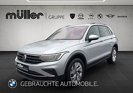 VW Tiguan Volkswagen 4MOTION LED HUD AHK PANO NAVI RÜCKFAHR
