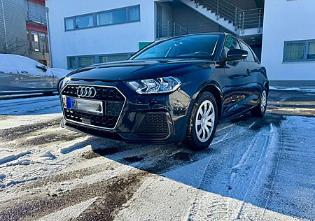 Audi A1 Sportback 30 TFSI advanced