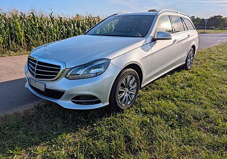 Mercedes-Benz E 220 BlueTEC T BlueEFF. Edition Autom. Edition