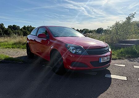 Opel Astra H GTC 1.6 Selection 77.500km