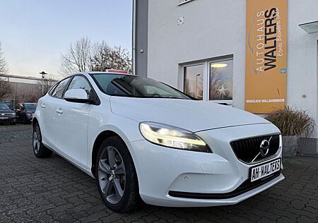 Volvo V40 Momentum=Automatik-Navi-Sitzheiz-LED=