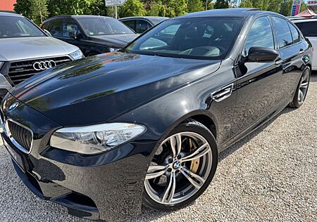 BMW M5 Lim. F10 |Carbon-Keramik|Nachtsicht|HUD|