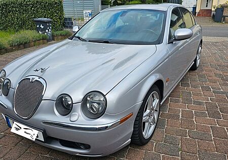 Jaguar S-Type R