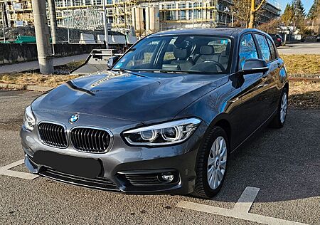 BMW 120i Advantage, sehr guter Zustand, mineral-grau