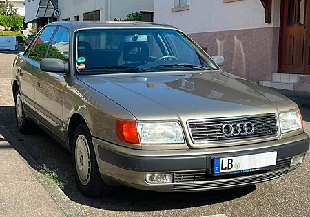 Audi 100 C4 2.3 Liter Baujahr 1991