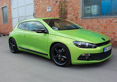 VW Scirocco gebraucht kaufen VW Scirocco Volkswagen 2.0 TSI Standard