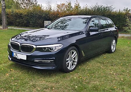 BMW 530i Luxury Line / X-Drive / LED / M / LEDER AHK