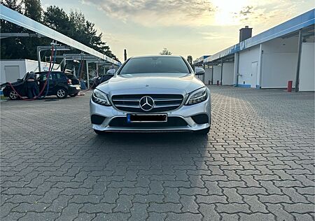 Mercedes-Benz C 180 Avangarde 9G/LED/Kamera/Business+