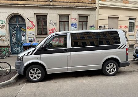 VW T5 Caravelle Volkswagen T5.2 Camperausbau neuer TÜV/Service/Ölwechsel