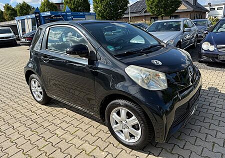 Toyota iQ 2.Hand