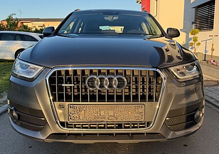 Audi Q3 2.0 TFSI quattro/Xenon/Standheizung/Pano