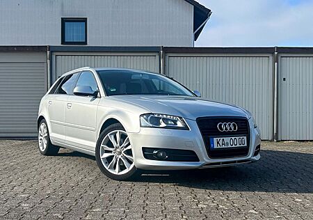 Audi A3 2.0 TDI DPF Ambition Sportback *SHZ*NAVI*PDC