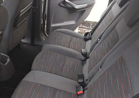 Ford C-Max 1,8 Style Style