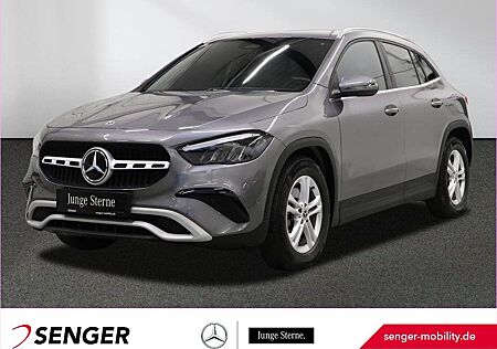 Mercedes-Benz GLA 200 Navi LED Rückfahrkamera E-Heckklappe