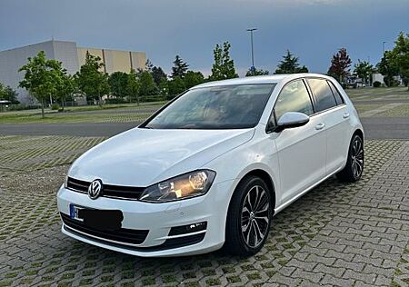 VW Golf Volkswagen 1.6 TDI DSG BMT Comfortline Comfortline