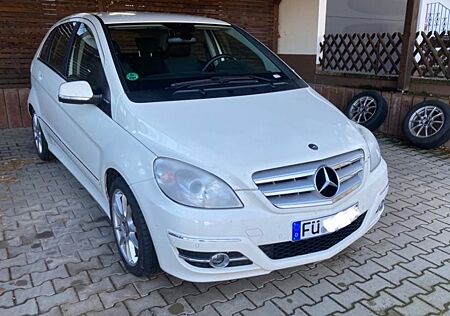 Mercedes-Benz B 160 BlueEFFICIENCY -