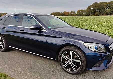 Mercedes-Benz C 300 gebraucht kaufen Mercedes-Benz C 300 T Autom. mit Top-Ausstattung