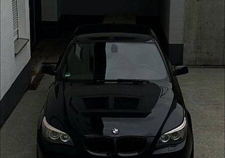 BMW 523i - E60