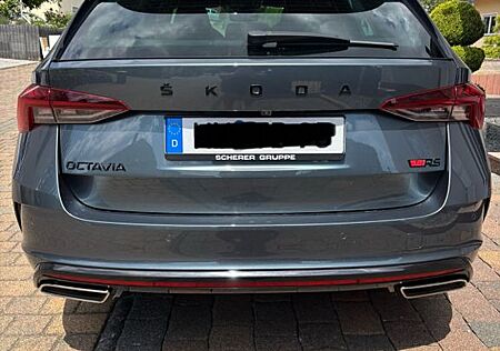 Skoda Octavia 2.0 TSI DSG RS Combi RS/19Zoll/Matrix