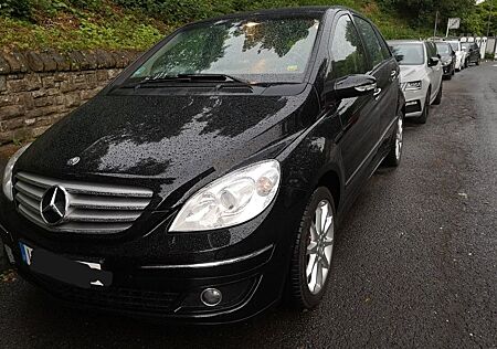 Mercedes-Benz B 200 CDI - Automatik TÜV Neu!