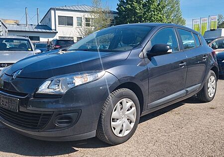 Renault Megane Je Taime 1.6 mit 101 PS
