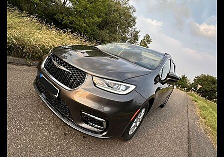 Chrysler Pacifica ACC.Leder.LED.TWA.RFK.SH.CAR-Play.SHZ.LPG-GAS