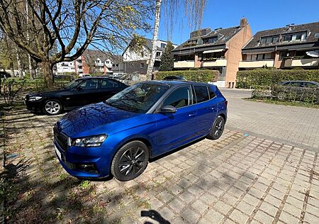 Skoda Fabia 1.0l TSI 110 PS CARPLAY 8-fach bereift