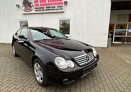 Mercedes-Benz C 200 Sportcoupe CDI/ Automatik /Panorama-Glas