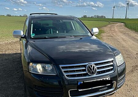 VW Touareg Volkswagen 3.0 V6 TDI Tiptronic Kong Kong