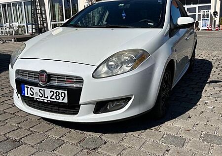 Fiat Bravo 1.4 T-JET 16V Emotion 110kW Emotion