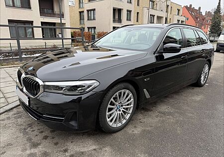 BMW 530e Touring LC-Pro - LED - Kamera
